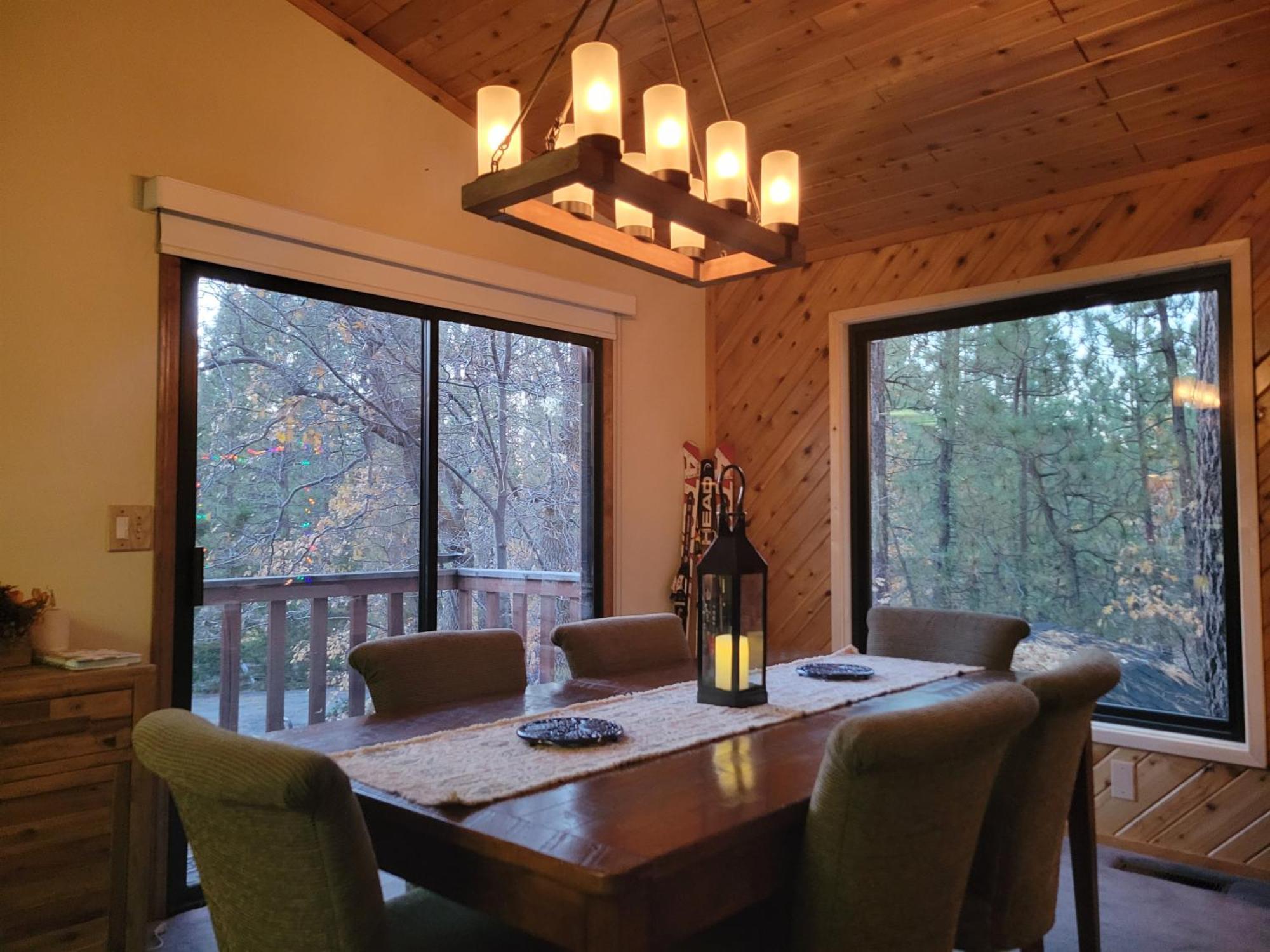 Four Seasons Getaway-Private Hot Spa With Pine Tree Views-Walk To Village And Pineknot Trailhead-Plus King Bed! Big Bear Lake Exterior foto